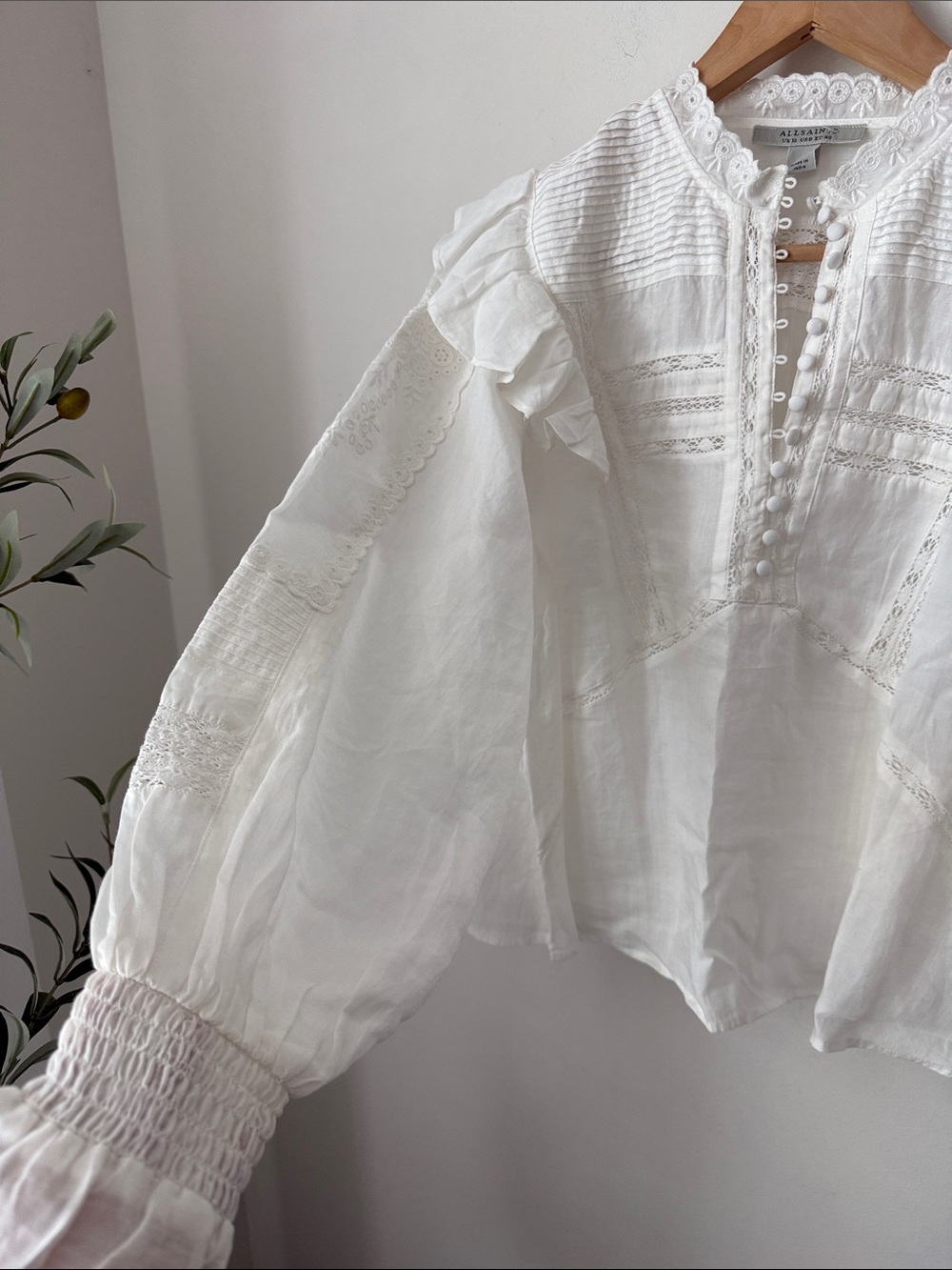 Allsaints Heather Embroidered Eyelet Blouse in White Size 8 - Picture 8 of 16